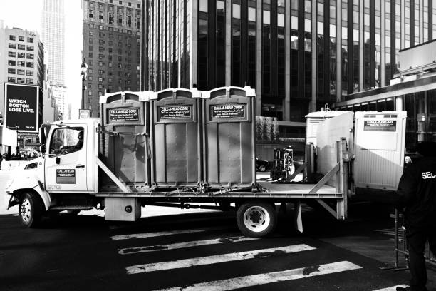Portable Toilet Options We Offer in Navarre, FL